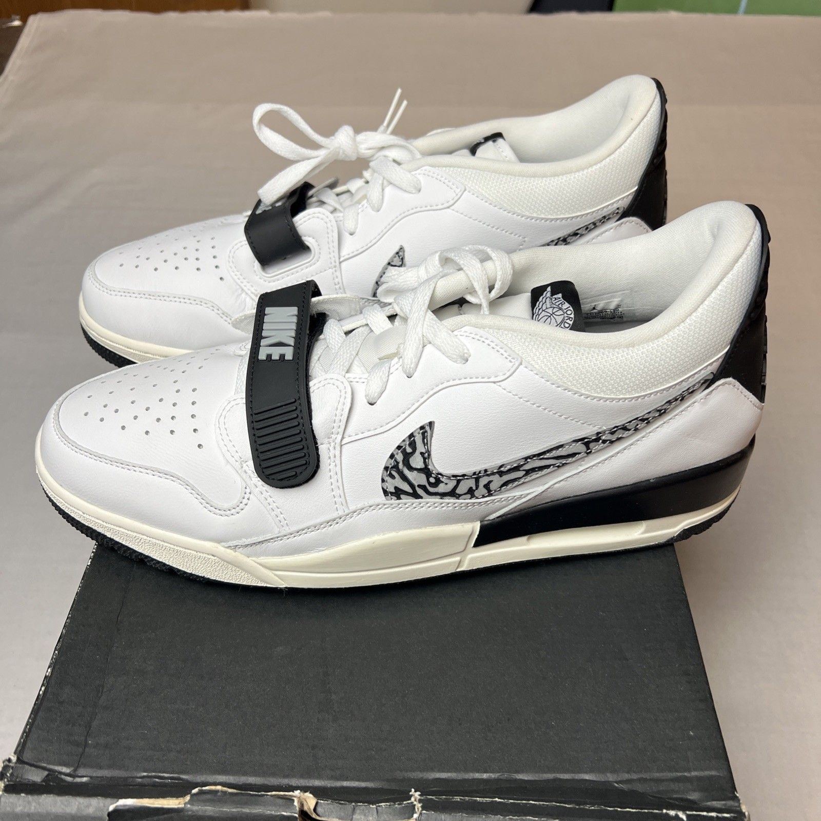 Jordan Legacy 312 Low Men's Size 13 White Black Cement Athletic Shoes Cd7069-110